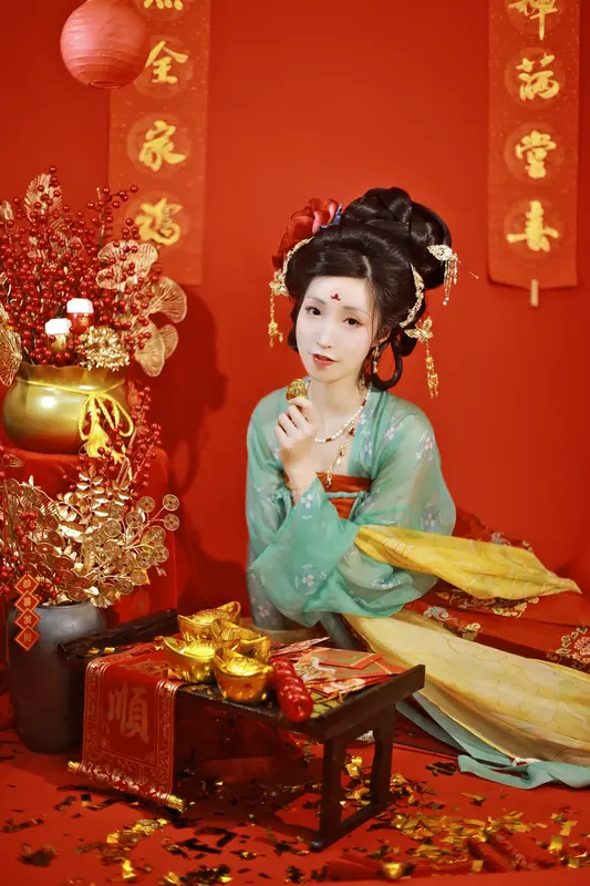[YITUYU艺图语]2025.01.31 烟火年年 李猜 - 艺图语